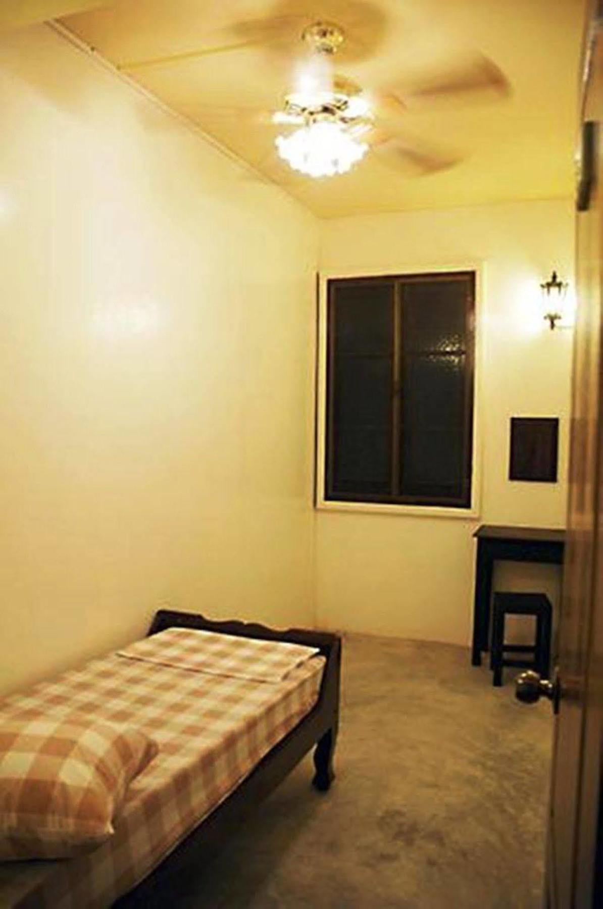 Yha Bangkok Airport Hostel Bang Phli Exterior photo