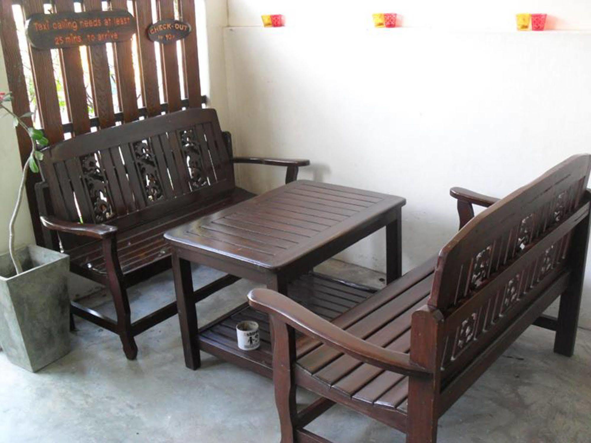 Yha Bangkok Airport Hostel Bang Phli Exterior photo